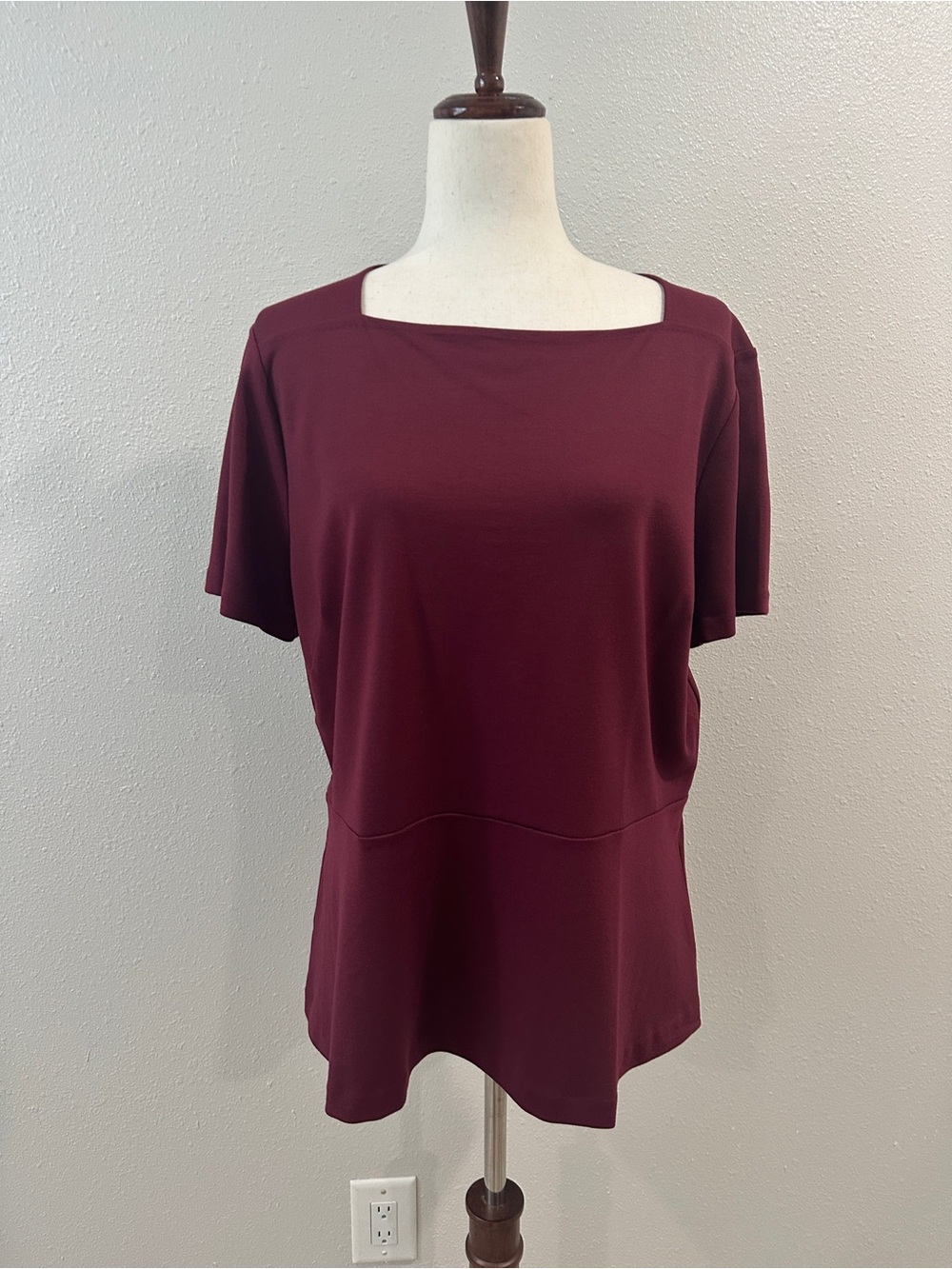 Ann Taylor Square Neck Short Sleeve Top - Wine